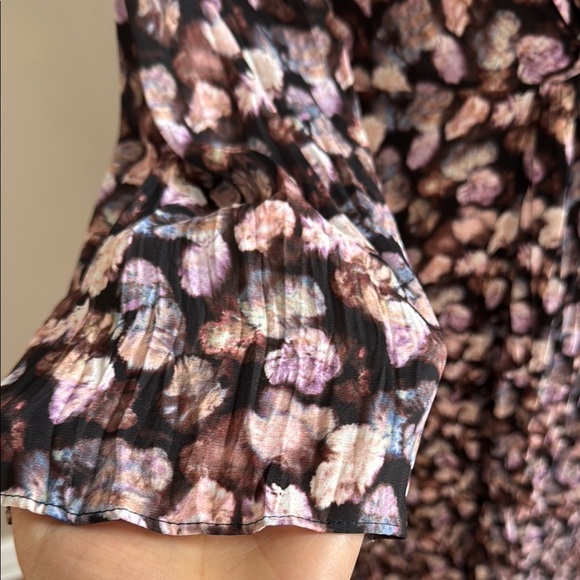 VINCE Micro Painted Floral Twist Front Long Sleeve Dress In Esme Size 6 - Picture 7 of 13